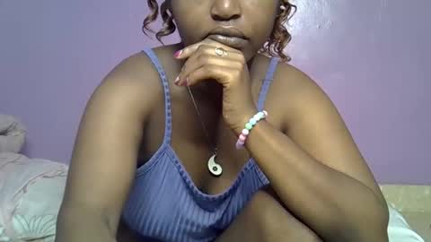 Snapshot of sexyfassy chatting on October 16, 4:24 am faisy online show from October 16, 4:24 am