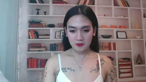 Fiona online show from April 22, 7:04 pm