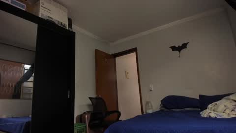 chris online show from December 15, 11:45 am