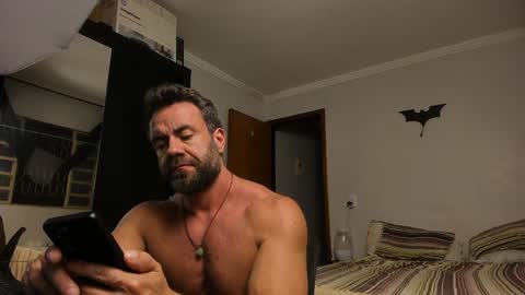 chris online show from January 12, 11:36 pm