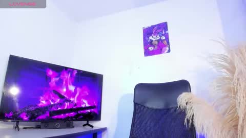 sexygoddess_f online show from October 3, 5:59 am