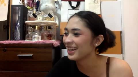Snapshot of sexygoddessjade chatting on June 9, 5:02 pm miss jade so online show from June 9, 5:02 pm