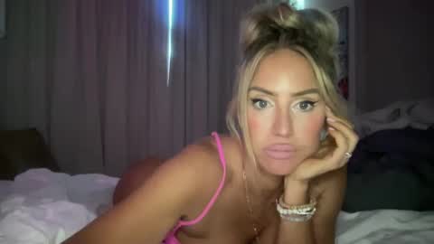 Ashley Love online show from December 2, 2:08 pm