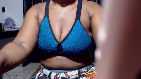sexyhanny4u online show from September 12, 6:52 pm