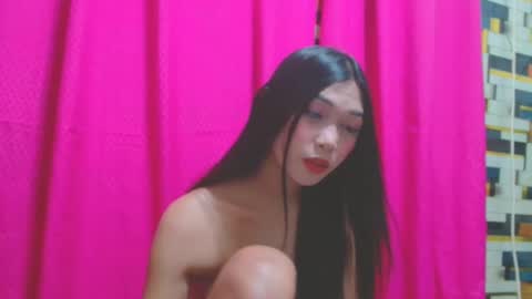 sexyhornyts4u online show from May 2, 9:25 am
