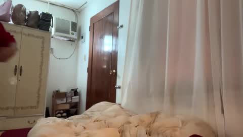 Snapshot of sexyhotangelyn chatting on October 10, 1:04 am sexyhotangelyn online show from October 10, 1:04 am