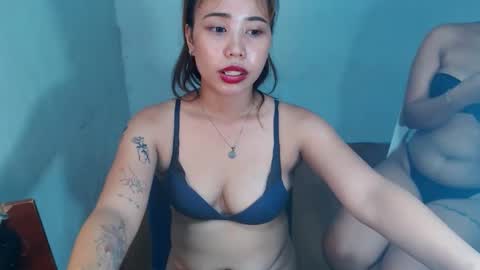 jeanken and jelian online show from February 26, 12:36 pm