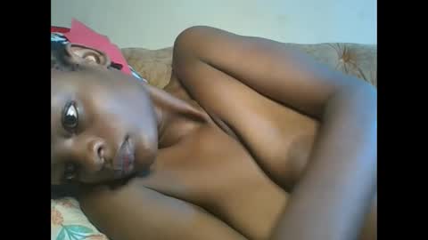 Snapshot of sexyhotgal23 chatting on December 18, 10:19 am REBECCAH online show from December 18, 10:19 am