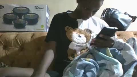 Snapshot of sexyhotgal23 chatting on December 29, 9:06 am REBECCAH online show from December 29, 9:06 am