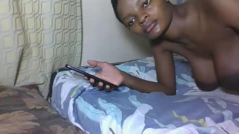 Snapshot of sexyhotgal23 chatting on November 10, 12:20 am REBECCAH online show from November 10, 12:20 am