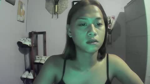 Rachelle online show from December 10, 5:17 am