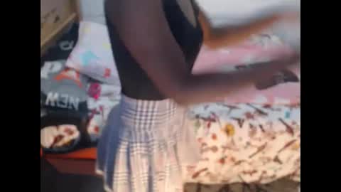 sexyjustin202 online show from January 2, 10:11 pm