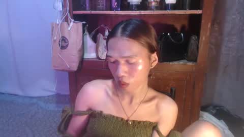 Kagura3 online show from December 15, 6:23 pm