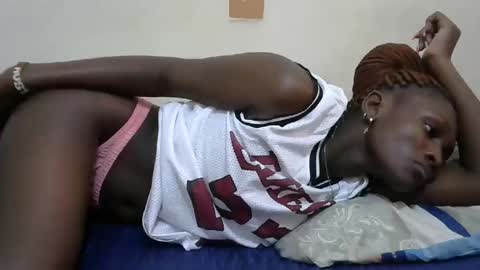 Snapshot of sexykiteey chatting on February 12, 10:14 am sexykiteey online show from February 12, 10:14 am