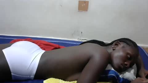 Snapshot of sexykiteey chatting on March 5, 11:49 pm sexykiteey online show from March 5, 11:49 pm