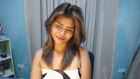 Snapshot of sexylady_pinayx chatting on October 21, 3:13 pm Call me Bea  online show from October 21, 3:13 pm