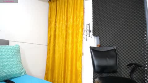 sexylatinssx online show from January 30, 7:48 pm