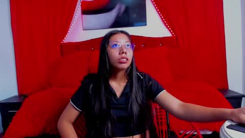 laura online show from January 23, 12:09 pm