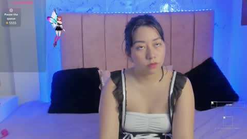 laura online show from November 12, 2:50 pm