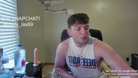 Snapshot of sexylax69 chatting on April 30, 3:07 pm sexylax69 online show from April 30, 3:07 pm
