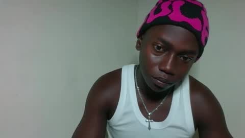 sexylinkebony2 online show from March 6, 6:10 am