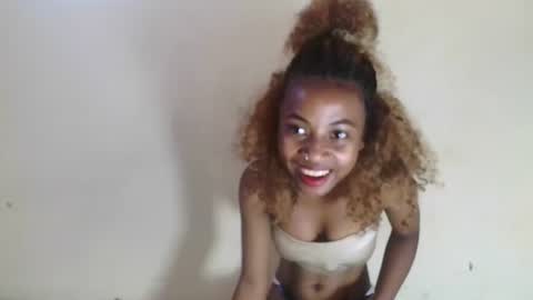 Elania online show from March 26, 6:41 am