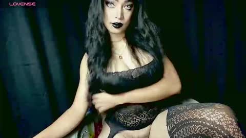 Snapshot of sexylongcockbunny chatting on February 6, 11:41 pm April online show from February 6, 11:41 pm