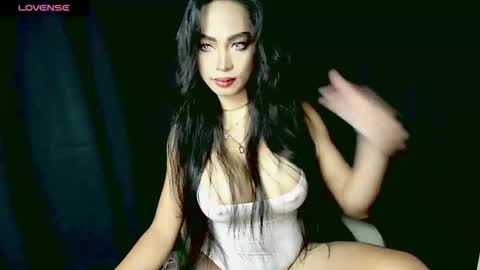 Snapshot of sexylongcockbunny chatting on February 23, 10:51 pm April online show from February 23, 10:51 pm