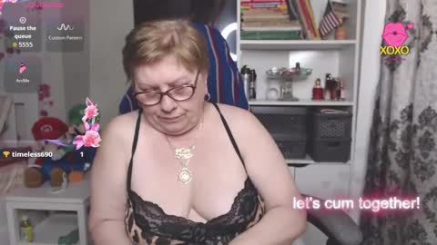 sexylynette4u online show from March 11, 10:10 am
