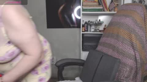 sexylynette4u online show from April 8, 9:09 am