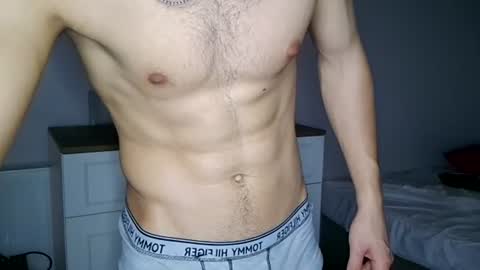 sexymann17 online show from June 29, 5:13 pm