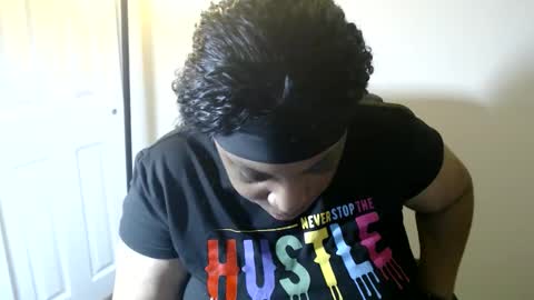 SexyMona online show from April 21, 8:09 am