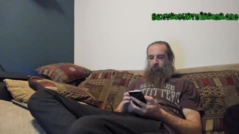 Sexymountainman420 online show from December 22, 4:28 am