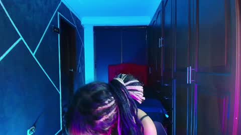 N A F online show from December 28, 7:01 pm