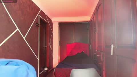 N A F online show from January 9, 7:08 pm