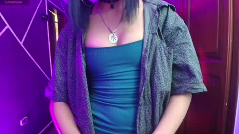 N A F online show from January 11, 7:05 pm