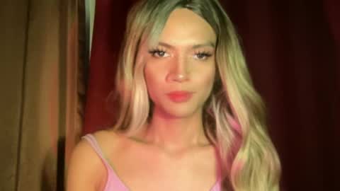 Snapshot of sexynakedweapon chatting on June 12, 9:25 pm LIEZEL online show from June 12, 9:25 pm