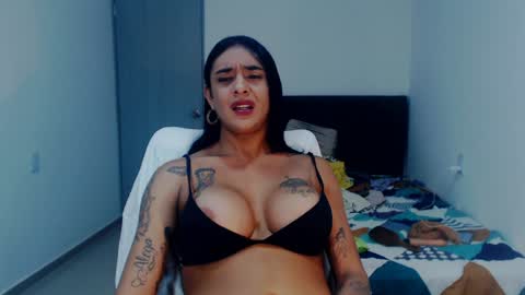 Natalia Duran online show from December 19, 12:34 am
