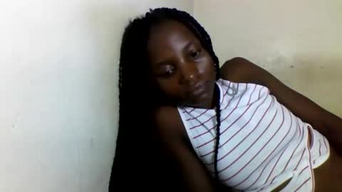 Snapshot of sexyneedle22 chatting on February 14, 5:30 am VIVIAN online show from February 14, 5:30 am