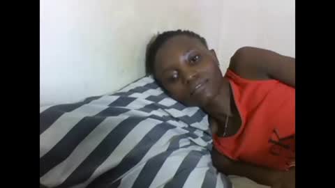 Snapshot of sexyneedle22 chatting on February 24, 12:37 pm VIVIAN online show from February 24, 12:37 pm