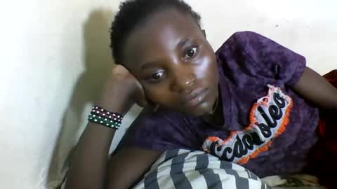 Snapshot of sexyneedle22 chatting on February 26, 12:36 pm VIVIAN online show from February 26, 12:36 pm