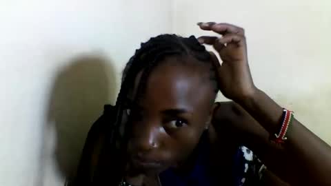 Snapshot of sexyneedle22 chatting on March 8, 5:17 am VIVIAN online show from March 8, 5:17 am