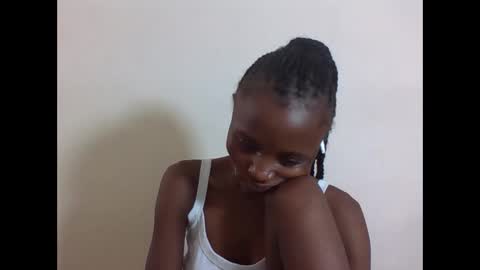 Snapshot of sexyneedle22 chatting on October 24, 7:38 am VIVIAN online show from October 24, 7:38 am