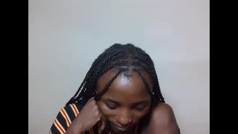 VIVIAN online show from October 31, 7:04 pm