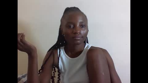 VIVIAN online show from November 11, 6:35 am