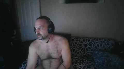 sexypeople4204u online show from April 15, 10:32 pm