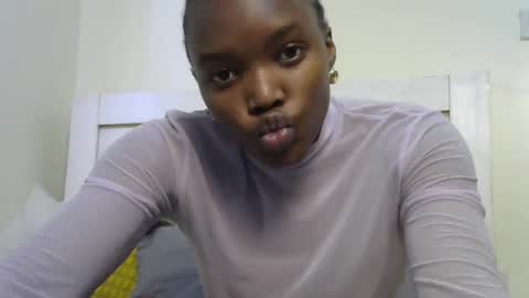 Lee online show from September 25, 8:18 am