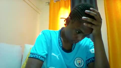 DOVY ACHIENG online show from January 17, 9:17 am