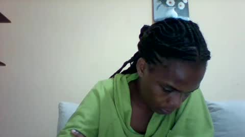 DOVY ACHIENG online show from January 30, 6:32 pm