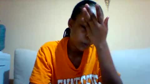 DOVY ACHIENG online show from September 13, 7:52 am